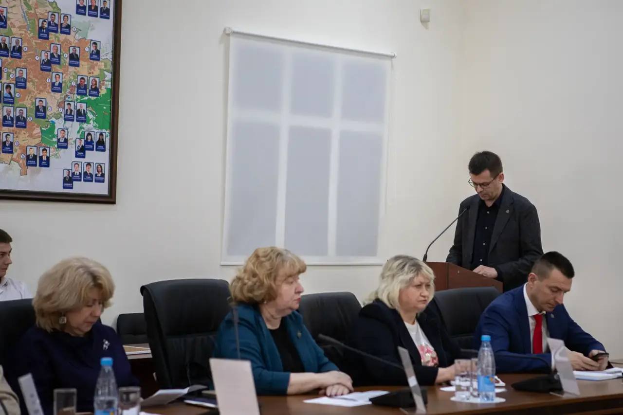 Евгений Маслов: Сегодня принял участие в заседании общественного совета города Курска под руководством Юрия Иванова Евгений Маслов: Сегодня принял участие в заседании общественного совета города Курска под руководством Юрия Иванова