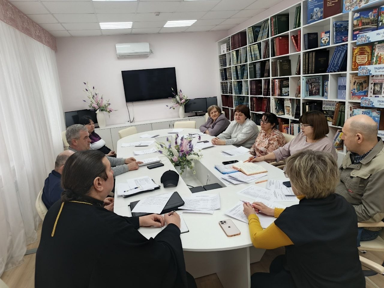 Виктор Катунин: Сегодня состоялось первое в этом году заседание пленарной сессии Общественного Совета Медвенского района