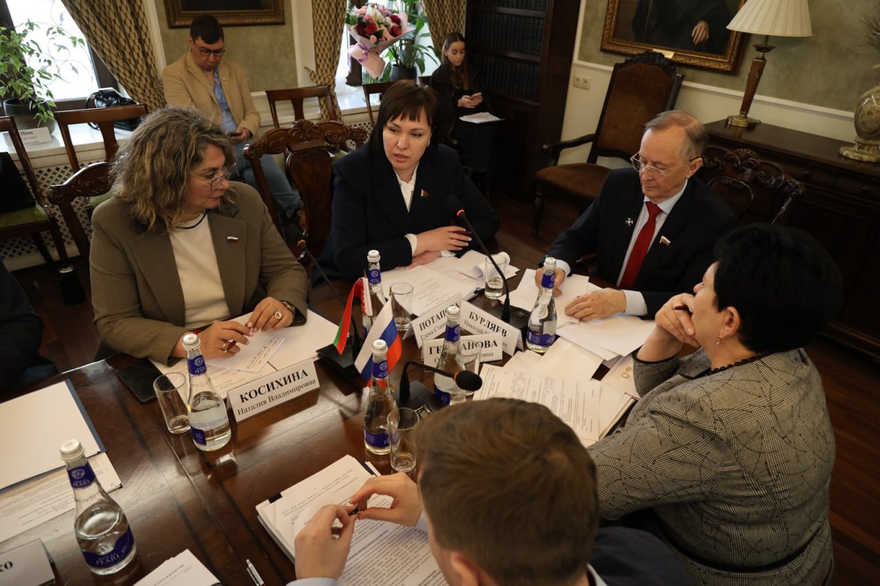 Ольга Германова: Сегодня приняла участие в заседании комиссии Парламентского Собрания по культуре под руководством Николая Бурляева Ольга Германова: Сегодня приняла участие в заседании комиссии Парламентского Собрания по культуре под руководством Николая Бурляева