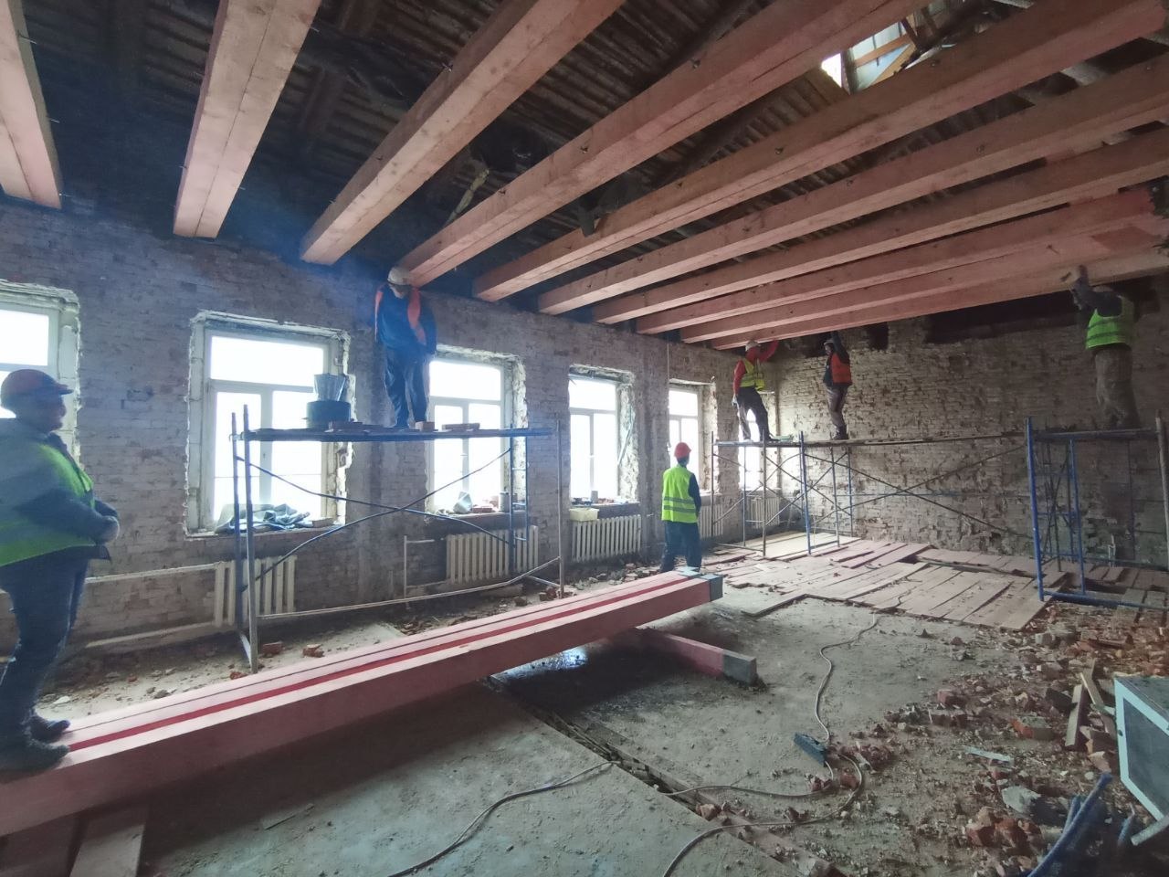 В ходе реставрации бывшего роддома №1 на Ленина выполнено 90% демонтажных работ В ходе реставрации бывшего роддома №1 на Ленина выполнено 90% демонтажных работ