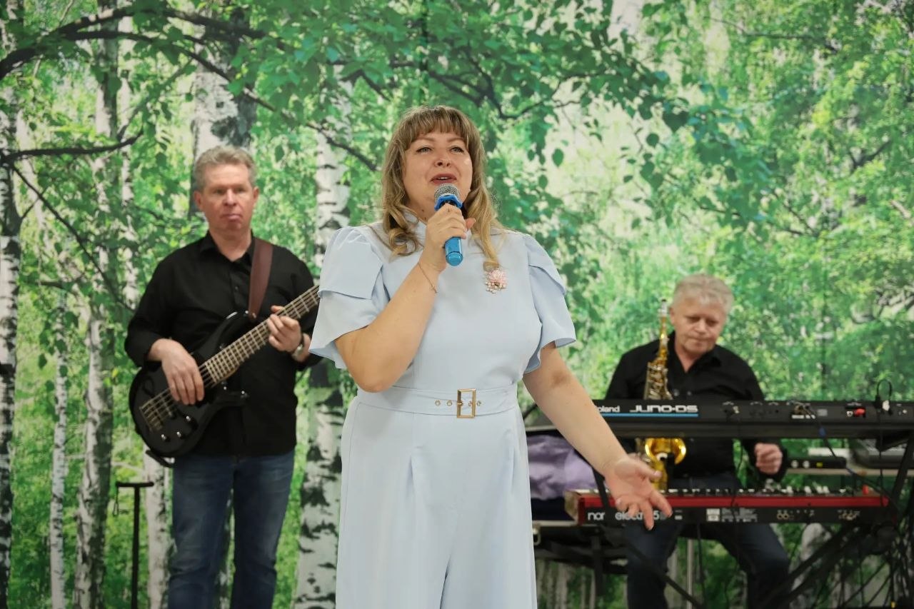 Александр Фролков: 27 марта в Железногорском культурно - досуговом центре прошло торжественное мероприятие, посвященное профессиональному празднику работников культуры Александр Фролков: 27 марта в Железногорском культурно - досуговом центре прошло торжественное мероприятие, посвященное профессиональному празднику работников культуры