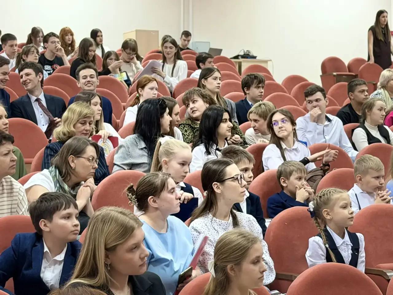 Юные куряне представили научные проекты Юные куряне представили научные проекты