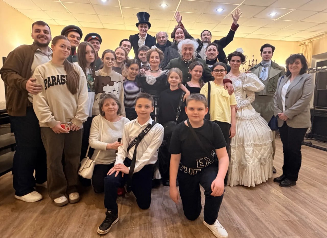 Курские школьники - в числе участников фестиваля «Невские ласточки» в Санкт-Петербурге Курские школьники - в числе участников фестиваля «Невские ласточки» в Санкт-Петербурге