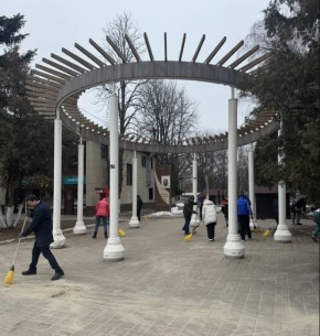 � 1 ������ � ������������� �� �������� �������� �������� ������� � ���������������