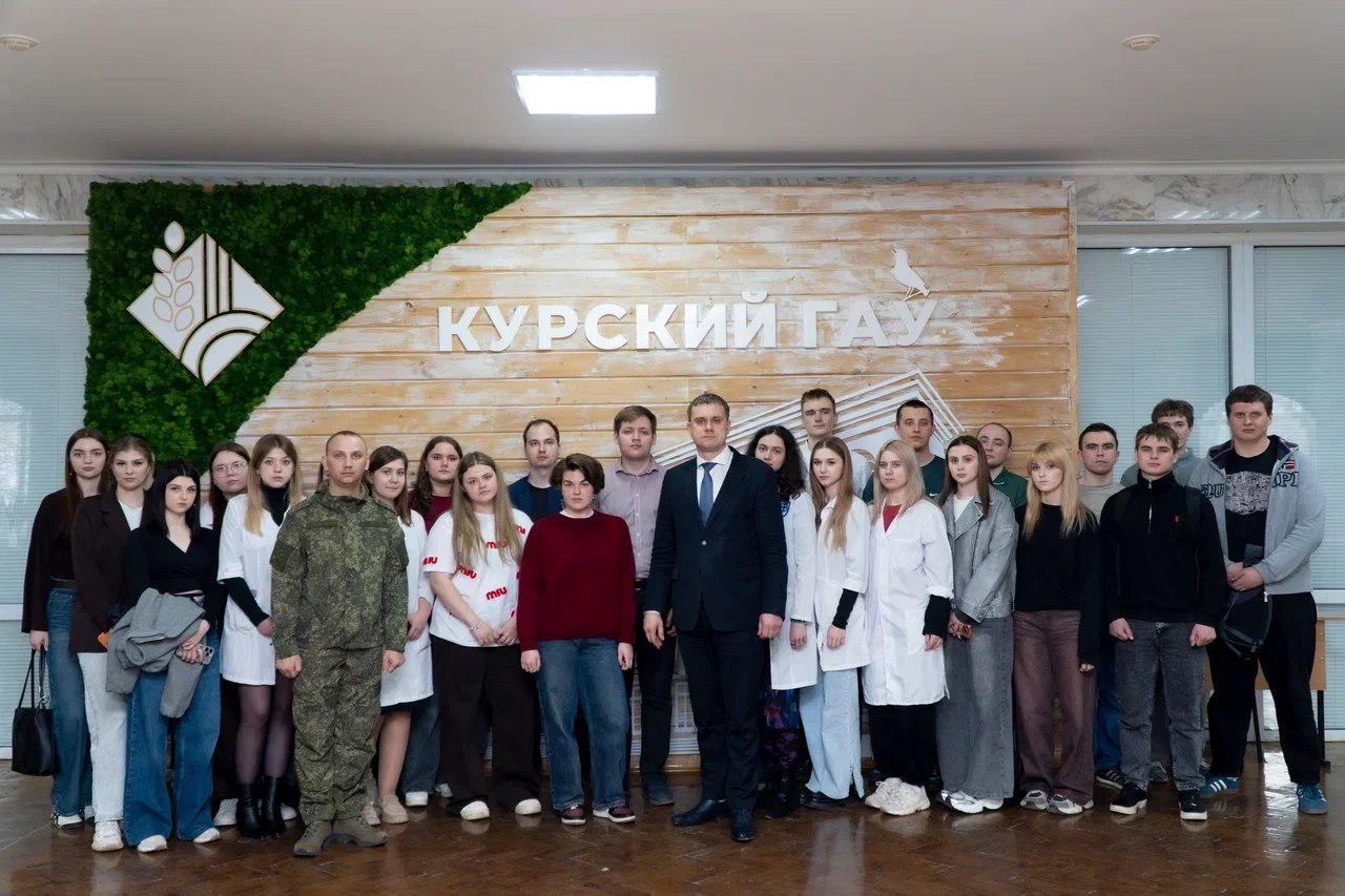 В Курском ГАУ показали документальный фильм «Суджа. Год спустя» В Курском ГАУ показали документальный фильм «Суджа. Год спустя»