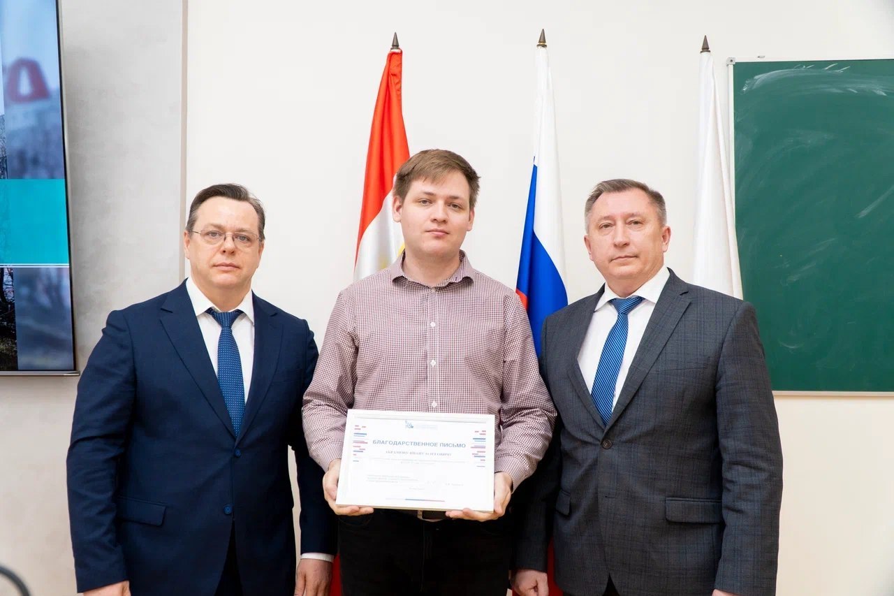 В Курском ГАУ показали документальный фильм «Суджа. Год спустя» В Курском ГАУ показали документальный фильм «Суджа. Год спустя»