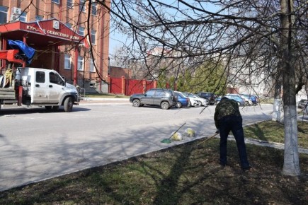 Курск преображается!. В городе стартовал весенний месячник благоустройства! В апреле нас ждут 5 общегородских субботников, но присоединиться к уборке можно в любой день! Сегодня коллектив аппарата Курской областной Думы...