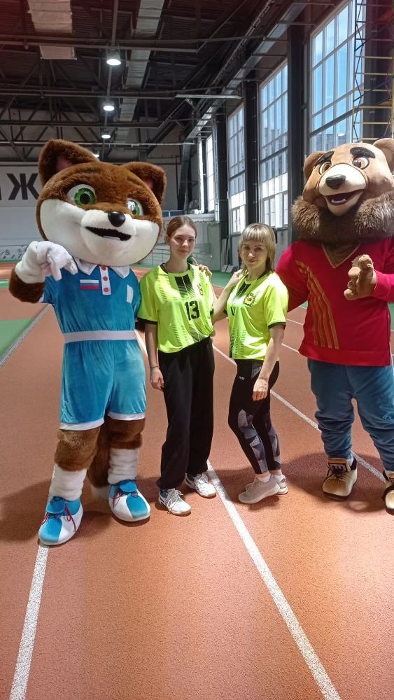 Владимир Ковальчук: В Курске состоялся первый этап Спартакиады муниципальных образований и городских округов Курской области — соревнования по эстафете комплекса «Готов к труду и обороне» Владимир Ковальчук: В Курске состоялся первый этап Спартакиады муниципальных образований и городских округов Курской области — соревнования по эстафете комплекса «Готов к труду и обороне»