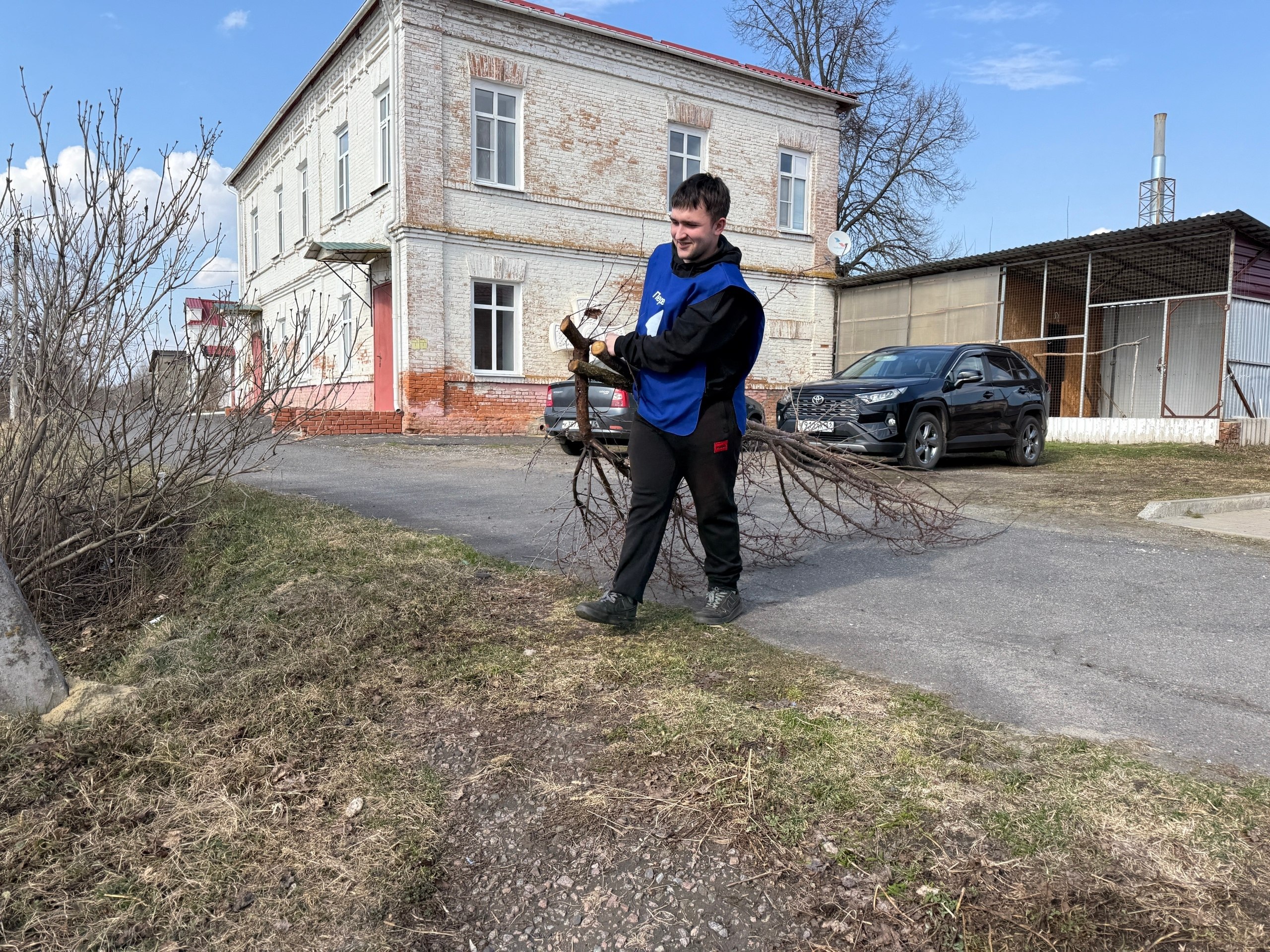 Тимуровский отряд местного отделения «Движение первых» Фатежского района посетил Архиерейское подворье в честь Святителя Луки Крымского Тимуровский отряд местного отделения «Движение первых» Фатежского района посетил Архиерейское подворье в честь Святителя Луки Крымского