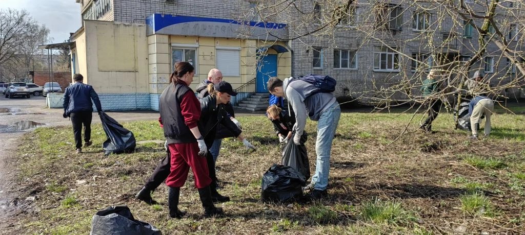 Минстрой Курской области присоединился к общегородскому субботнику Минстрой Курской области присоединился к общегородскому субботнику