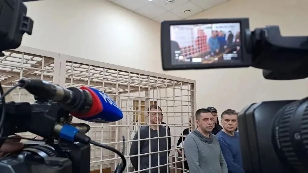 Александр Хинштейн прокомментировал приговоры Дедову и Шубину