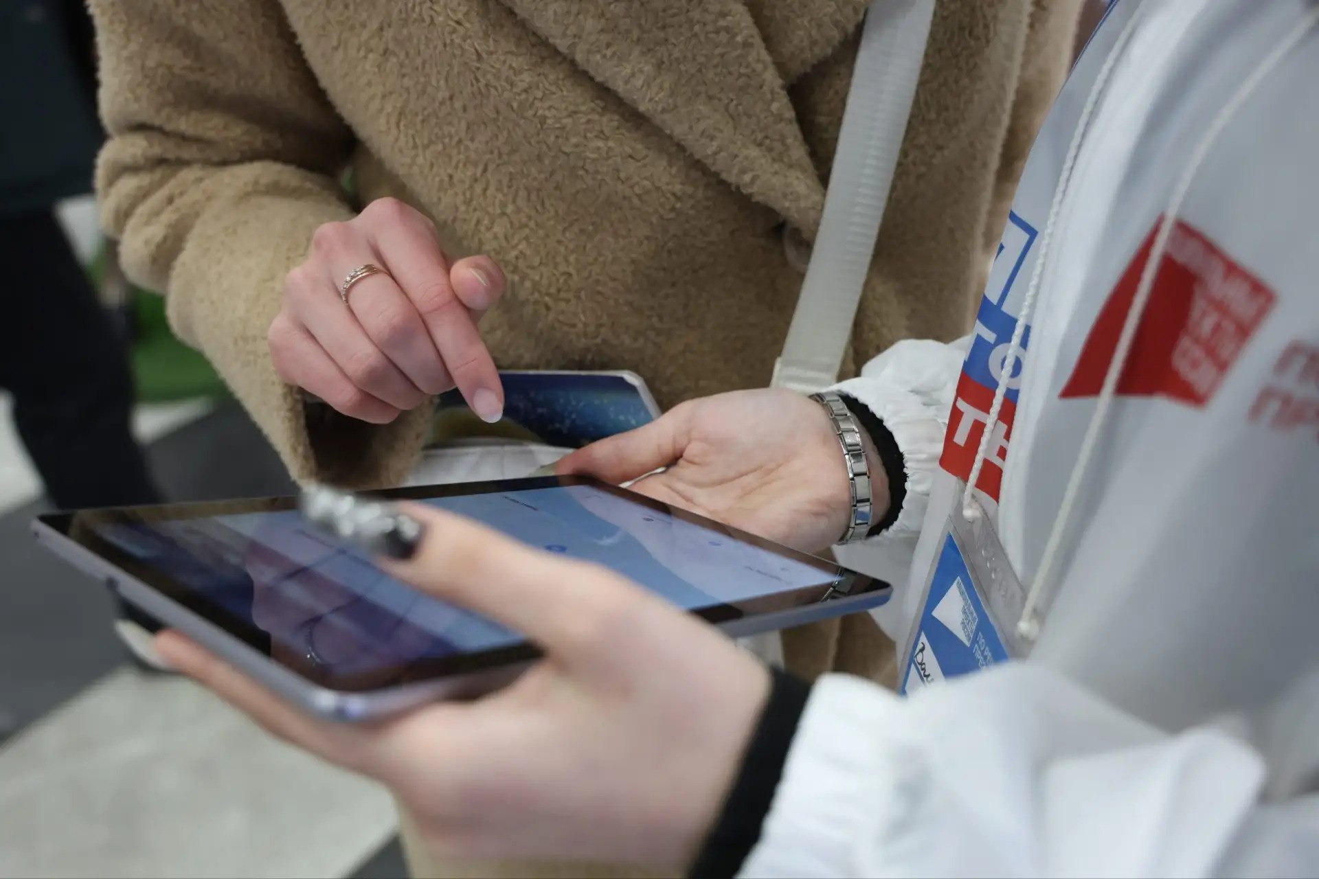 Курян приглашают стать волонтёрами программы «Формирование комфортной городской среды» Курян приглашают стать волонтёрами программы «Формирование комфортной городской среды»