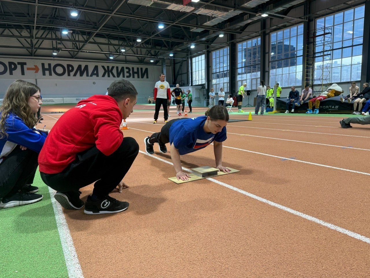 В Курске стартовала Спартакиада муниципальных образований и городских округов, в которой приняли участие более 2 тысяч человек В Курске стартовала Спартакиада муниципальных образований и городских округов, в которой приняли участие более 2 тысяч человек