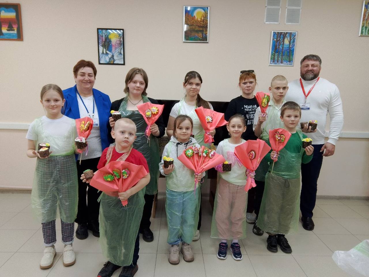 Куличи, пряничные букеты — и море радости! Мастер класс в Обоянском районе Куличи, пряничные букеты — и море радости! Мастер класс в Обоянском районе