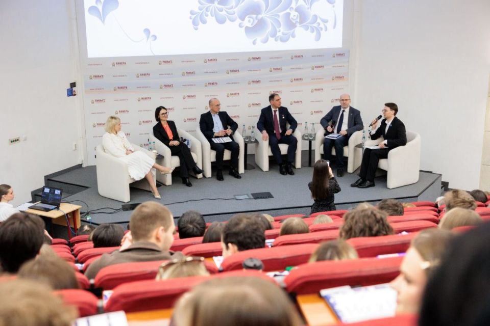 ��������� ��������: ���� ���������� ��������� � ������ �������� �������� ������, ������� �������� � ������