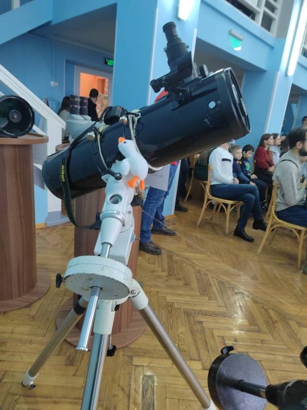 12 ������, � ���� ������������, � ������ ��������� �������� ���������� (12+)