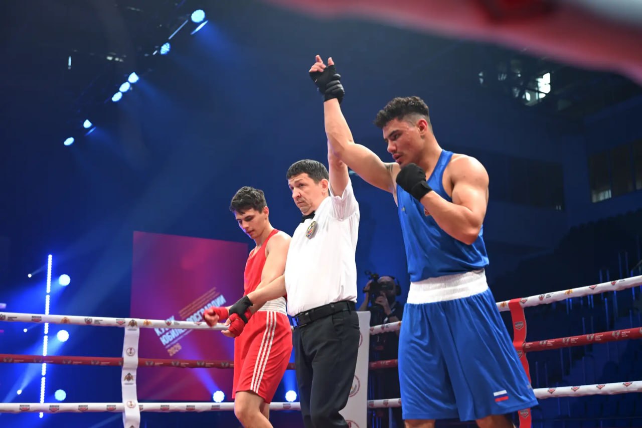 В Курске стартовал чемпионат ЦФО по боксу «Кубок юбилея Росгвардии» В Курске стартовал чемпионат ЦФО по боксу «Кубок юбилея Росгвардии»