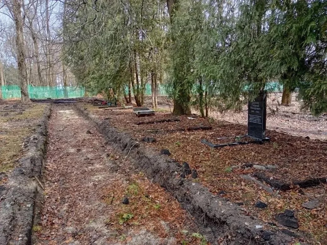 По факту повреждения мемориала Памяти павших в Курске завели уголовное дело