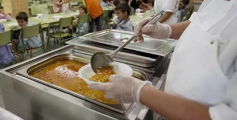 Школа с ресторанным уровнем питания удивляет родителей новыми ценами