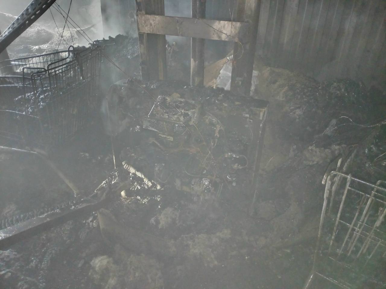 Магазин "Светофор" горел в Курской области Магазин "Светофор" горел в Курской области