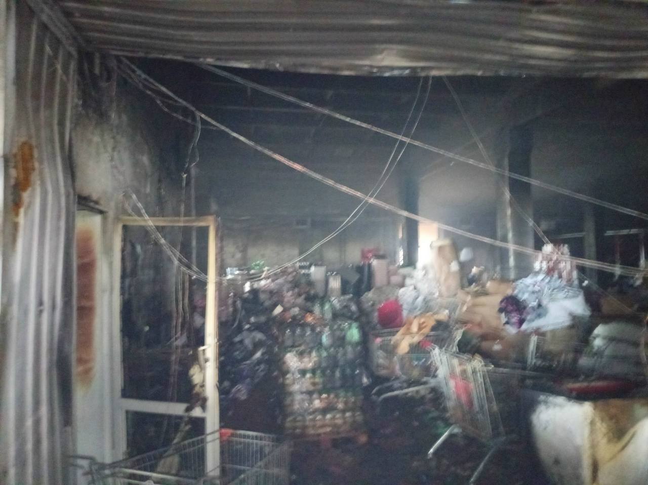 Магазин "Светофор" горел в Курской области Магазин "Светофор" горел в Курской области