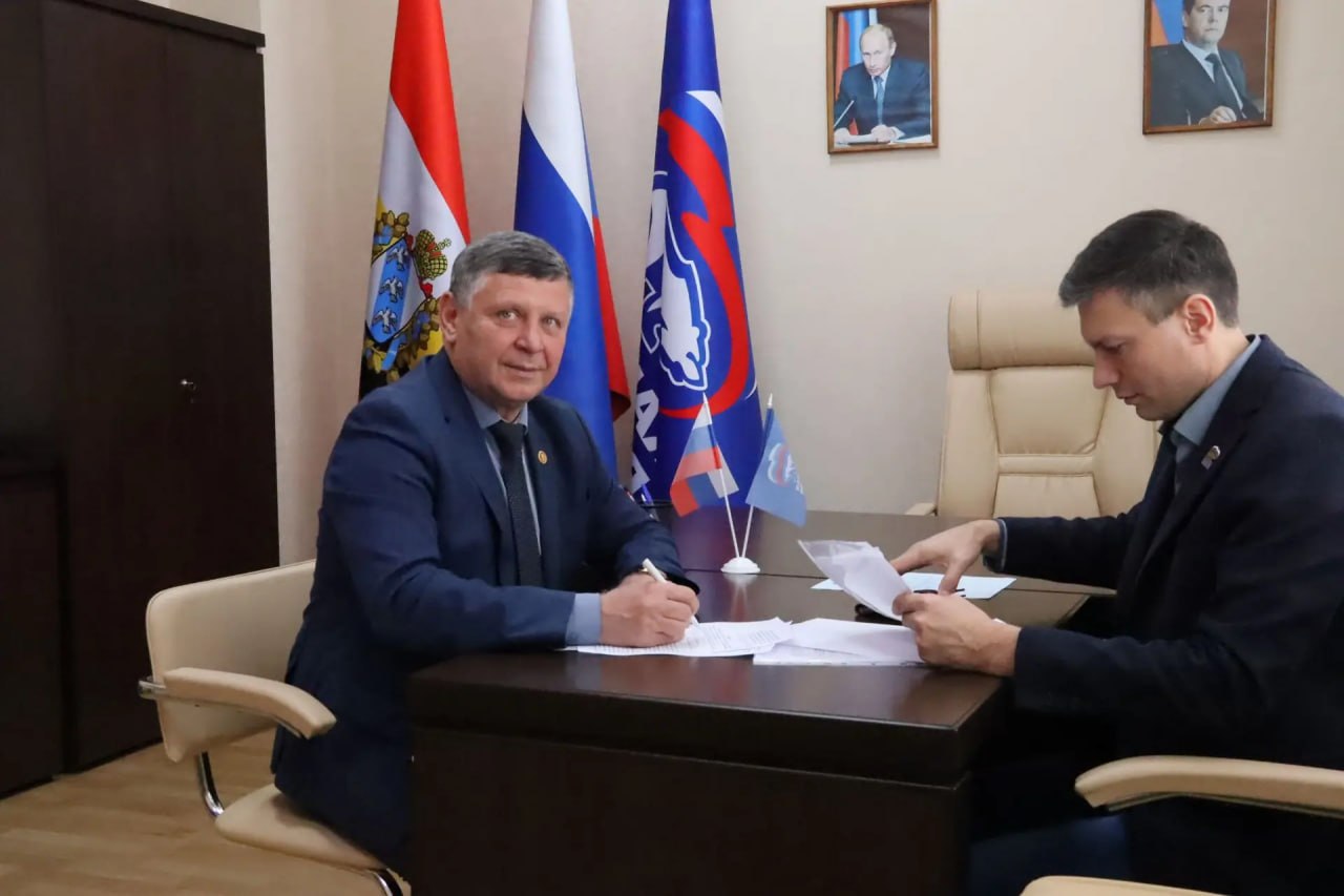 Куряне продолжают подавать заявления на участие в предварительном голосовании Единой России Куряне продолжают подавать заявления на участие в предварительном голосовании Единой России