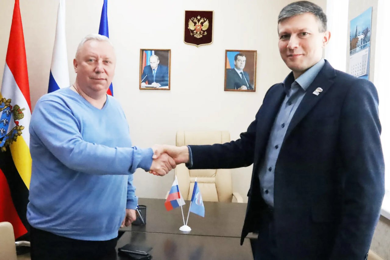 Куряне продолжают подавать заявления на участие в предварительном голосовании Единой России