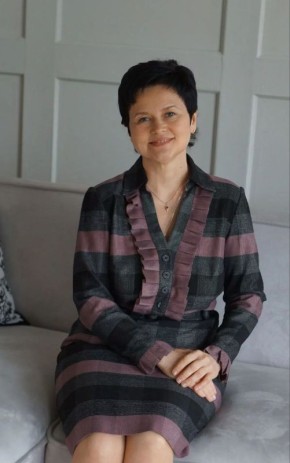 Ольга Германова: Ах, какой день сегодня! Череду праздников, соединившихся 12 апреля, дополняет день рождения моего помощника Оксаны Ивановой