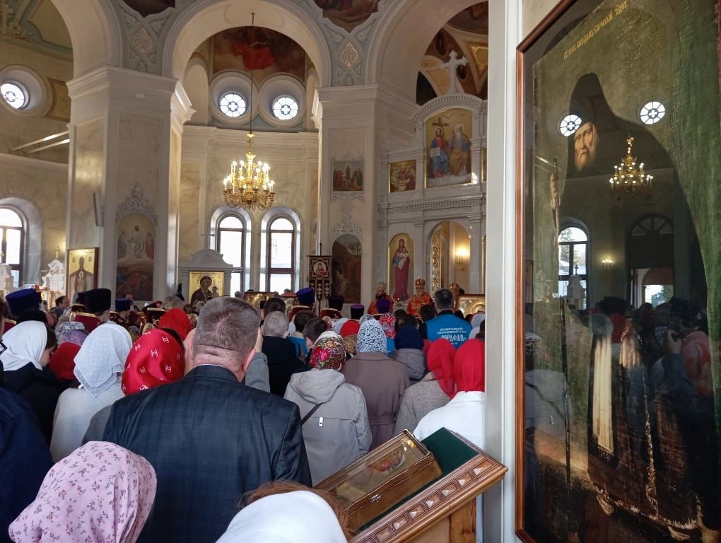 Куряне смогли получить частицу Благодатного огня из Иерусалима Куряне смогли получить частицу Благодатного огня из Иерусалима