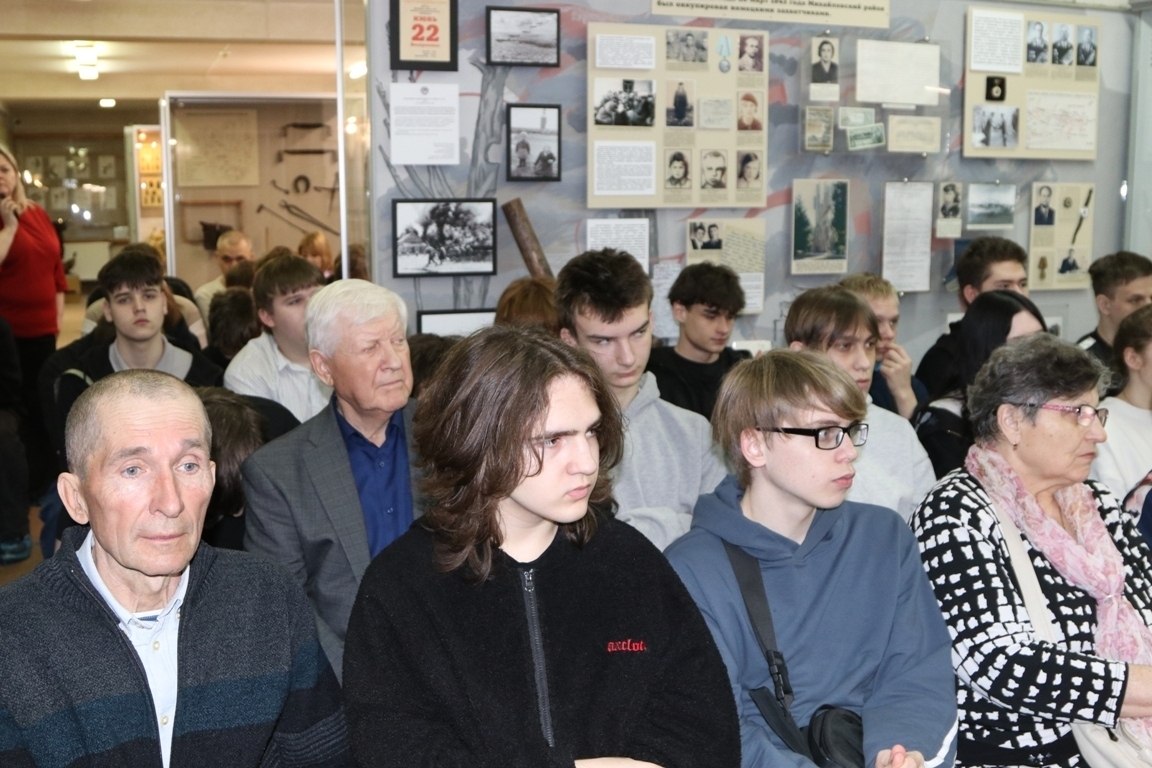 В преддверии Международного дня освобождения узников фашистских концлагерей, который ежегодно отмечается 11 апреля, в Железногорском краеведческом музее прошла памятная встреча В преддверии Международного дня освобождения узников фашистских концлагерей, который ежегодно отмечается 11 апреля, в Железногорском краеведческом музее прошла памятная встреча