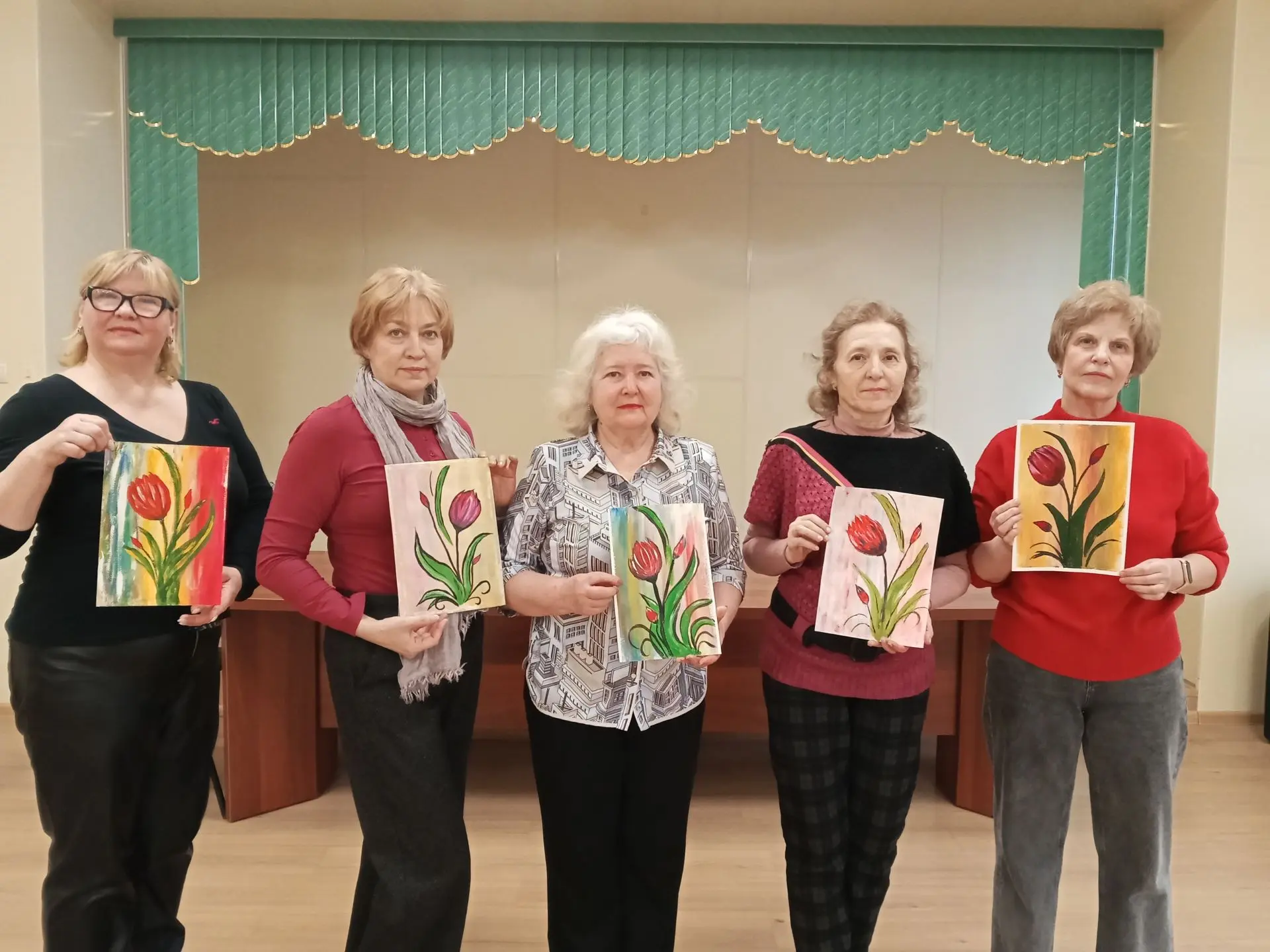 Участники проекта «Курское долголетие» г. Курска вновь погрузились в мир творчества Участники проекта «Курское долголетие» г. Курска вновь погрузились в мир творчества