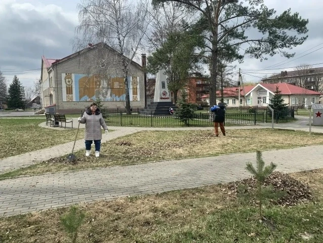 #субботник. На прошлой неделе чистоту перед Светлой Пасхой навели и сотрудники администрации Камышинского сельсовета Курского района