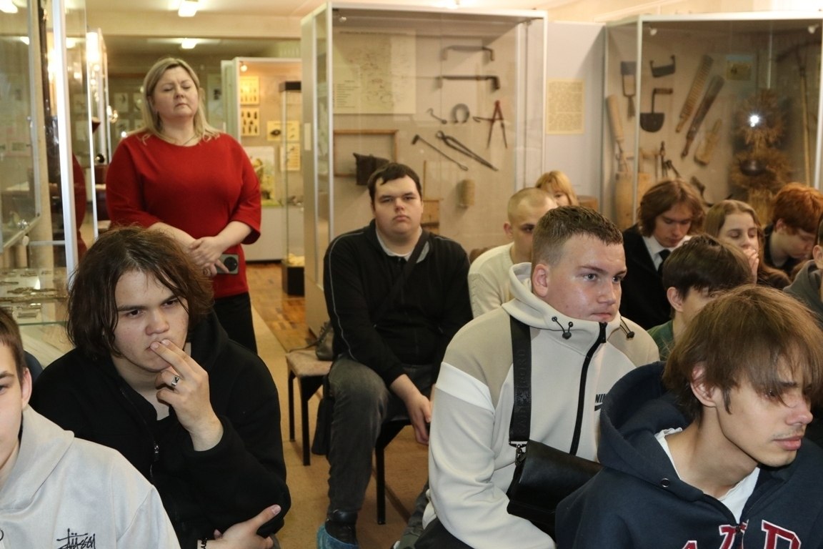 В преддверии Международного дня освобождения узников фашистских концлагерей, который ежегодно отмечается 11 апреля, в Железногорском краеведческом музее прошла памятная встреча В преддверии Международного дня освобождения узников фашистских концлагерей, который ежегодно отмечается 11 апреля, в Железногорском краеведческом музее прошла памятная встреча