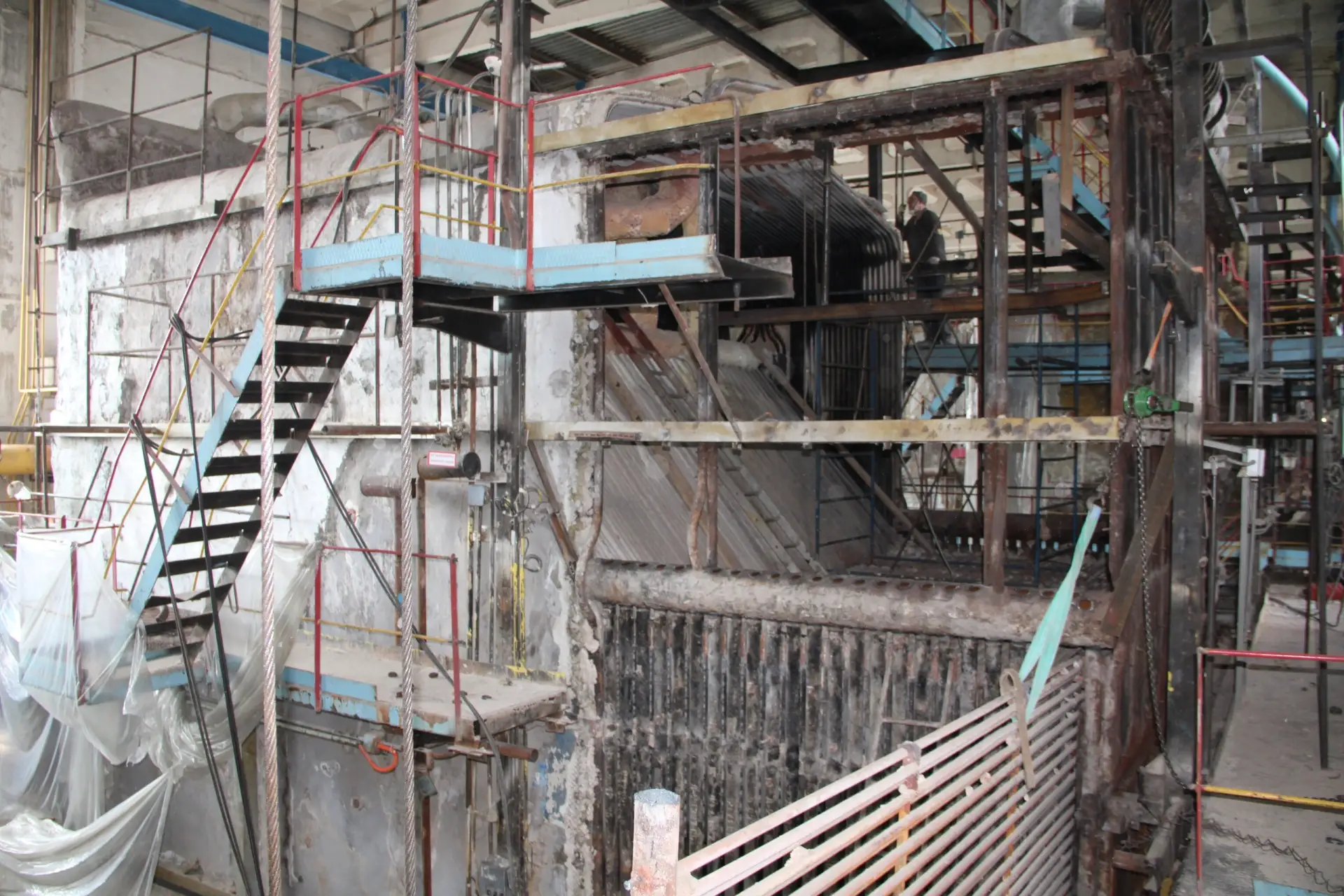 В Курске капитально ремонтируют четвертый водогрейный котел ТЭЦ СЗР В Курске капитально ремонтируют четвертый водогрейный котел ТЭЦ СЗР