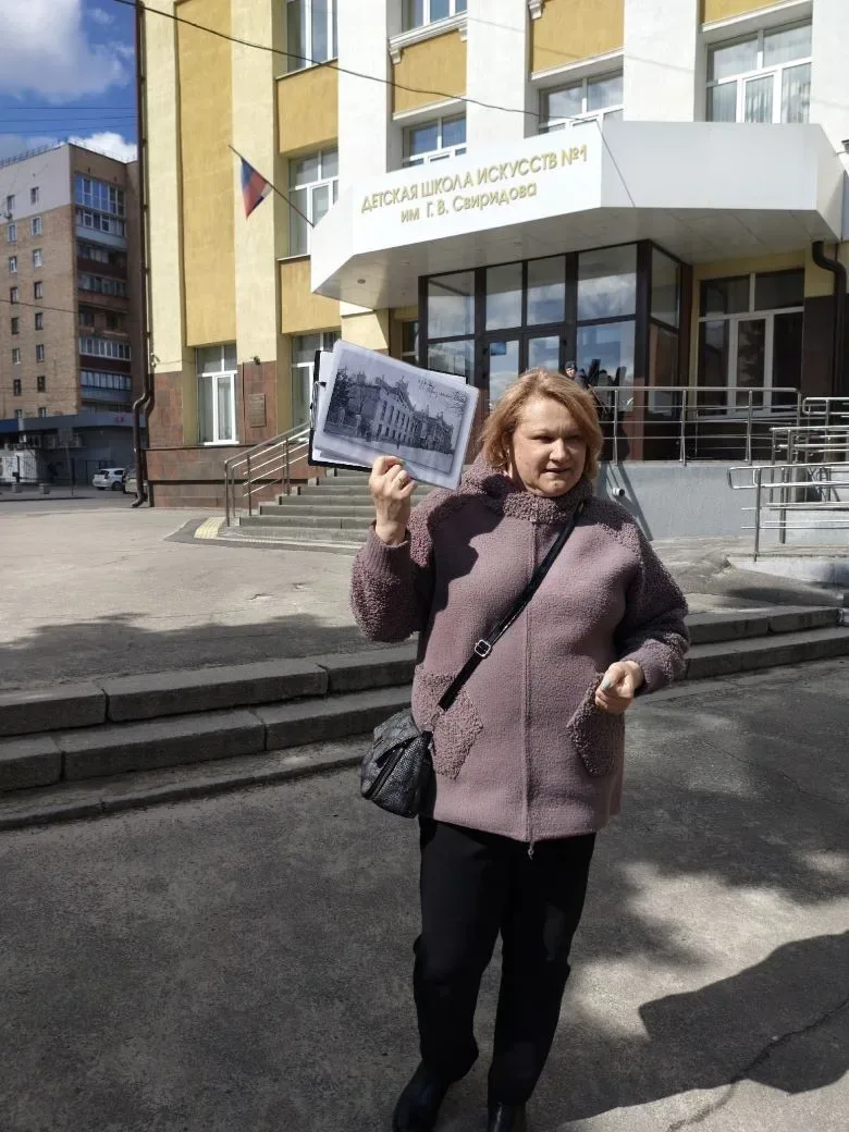 Сотрудники Центра историко-культурного наследия города Курска провели экскурсию для ребят и педагогов Замостянской школы Суджанского района Сотрудники Центра историко-культурного наследия города Курска провели экскурсию для ребят и педагогов Замостянской школы Суджанского района