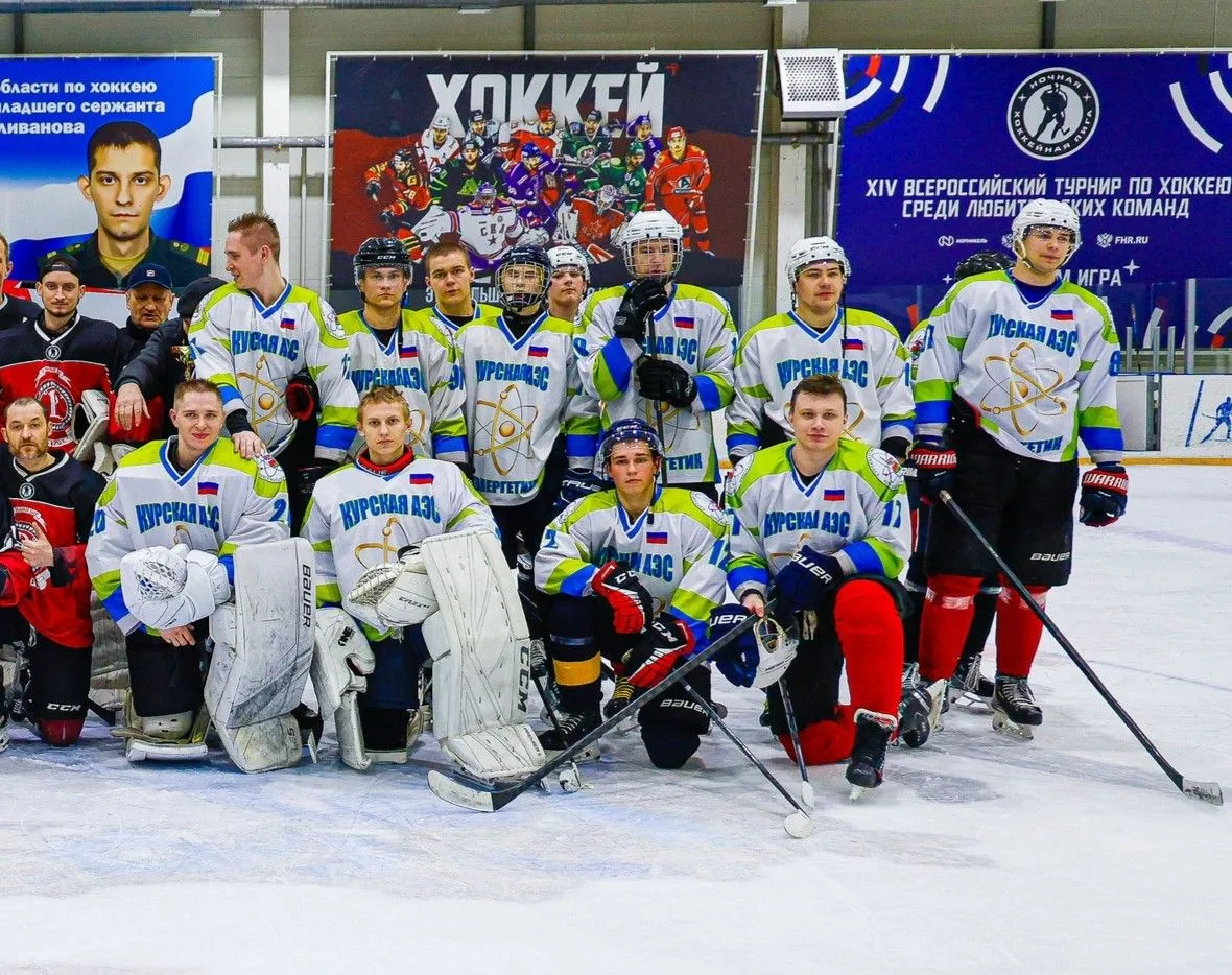 В хоккей играют настоящие мужчины, а наши ещё и кубки завоевывают!