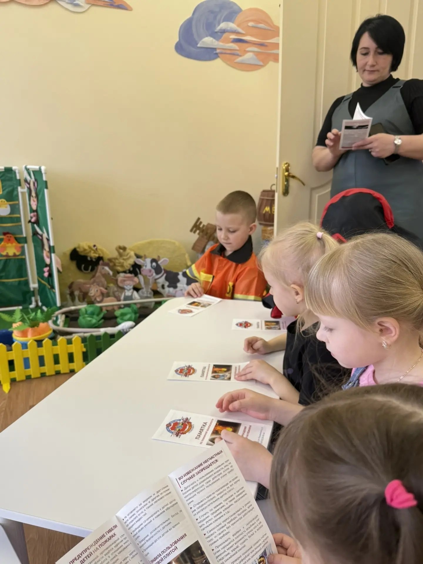 Викторина по пожарной безопасности для фатежских малышей Викторина по пожарной безопасности для фатежских малышей