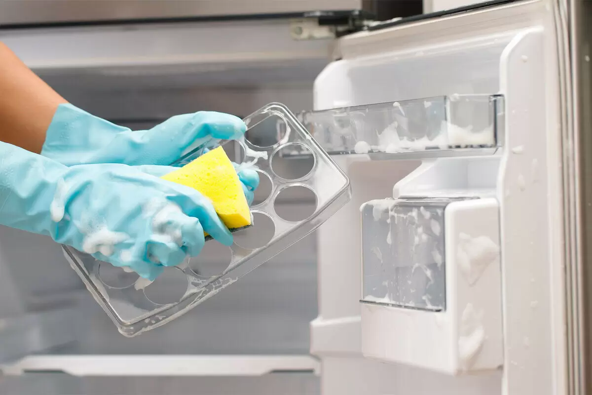 Как правильно мыть пластиковые изделия: советы экспертов