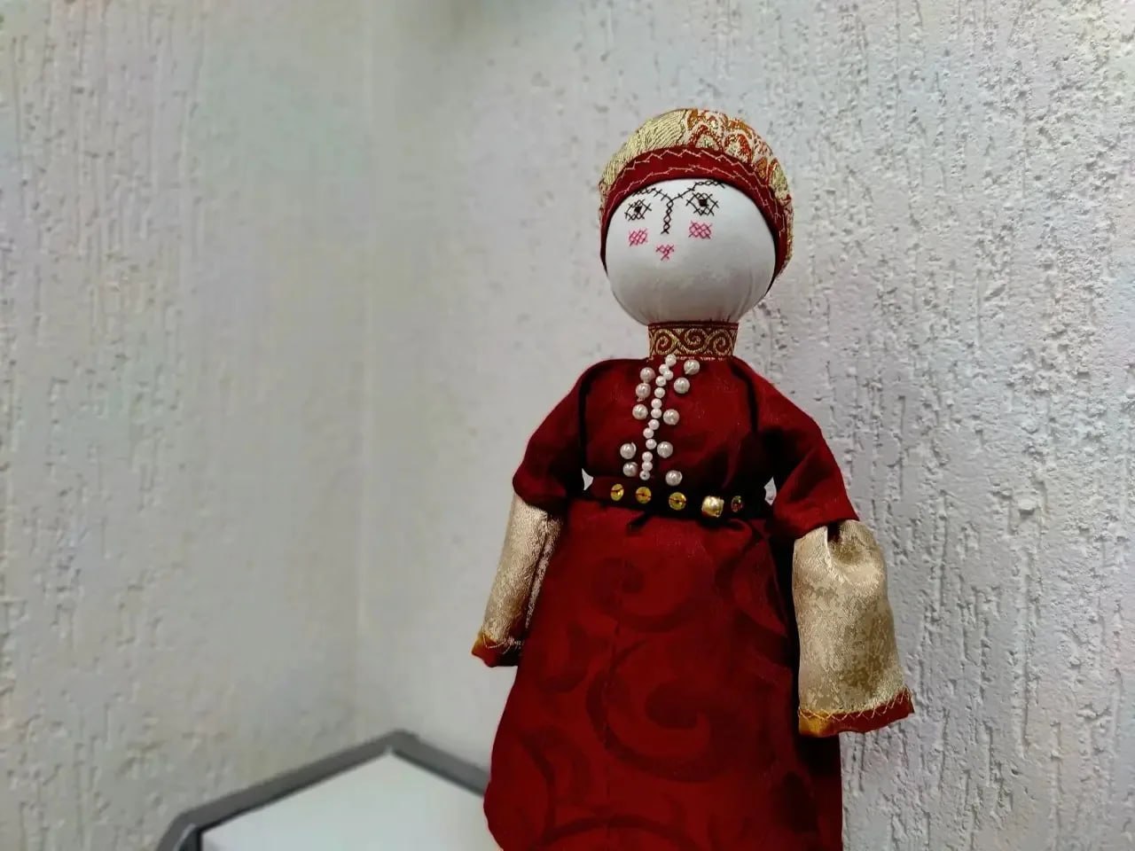 В библиотеке-филиале №2 имени Е.И. Носова открылась выставка «Куклы народов большой страны» В библиотеке-филиале №2 имени Е.И. Носова открылась выставка «Куклы народов большой страны»