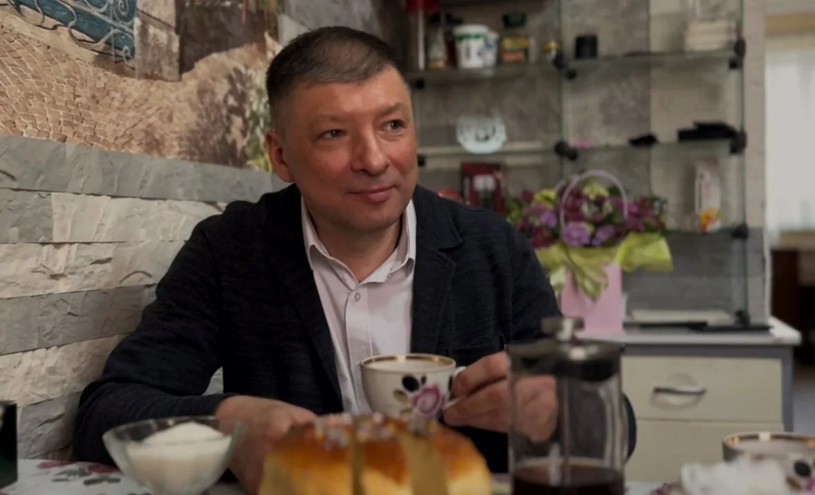 Сегодня с Александром Игоревичем Шаповаловым, начальником главного управления по взаимодействию с институтами гражданского общества, по поручению губернатора Курской области Александра Хинштейна поздравили с 85-летним... Сегодня с Александром Игоревичем Шаповаловым, начальником главного управления по взаимодействию с институтами гражданского общества, по поручению губернатора Курской области Александра Хинштейна поздравили с 85-летним...