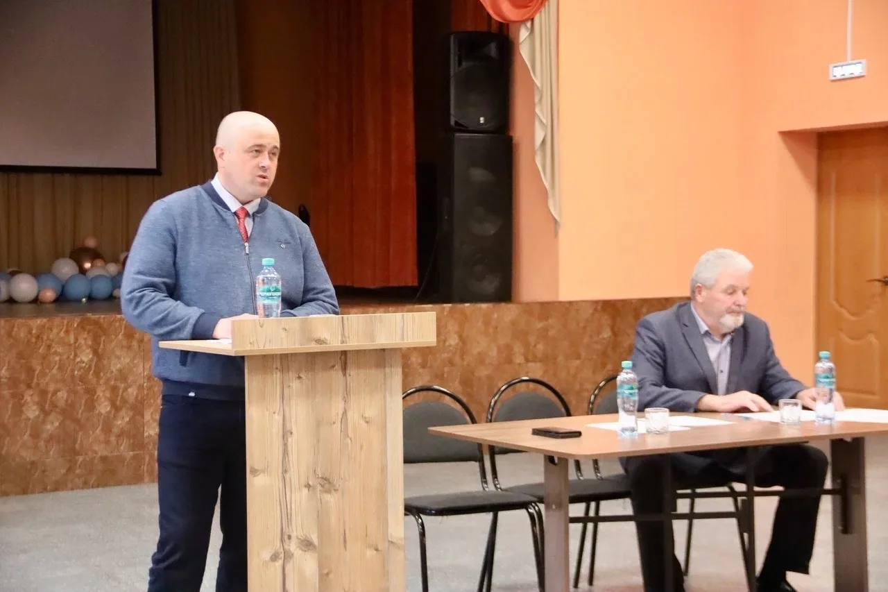 Глава Курского района Сергей Курносов посетил Винниковский сельсовет, известный далеко за пределами Курской области, благодаря нашей знаменитой землячке - певице Надежде Плевицкой Глава Курского района Сергей Курносов посетил Винниковский сельсовет, известный далеко за пределами Курской области, благодаря нашей знаменитой землячке - певице Надежде Плевицкой