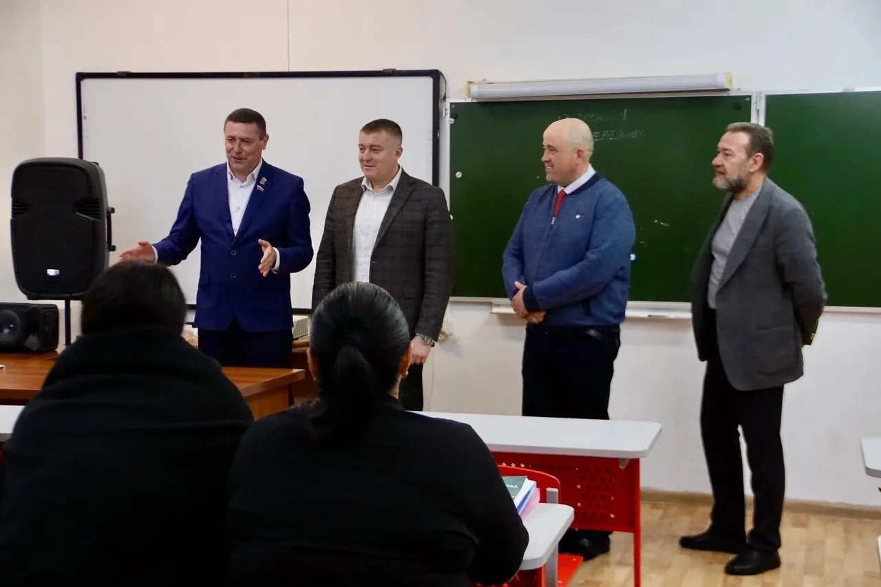 Глава Курского района Сергей Курносов посетил Винниковский сельсовет, известный далеко за пределами Курской области, благодаря нашей знаменитой землячке - певице Надежде Плевицкой