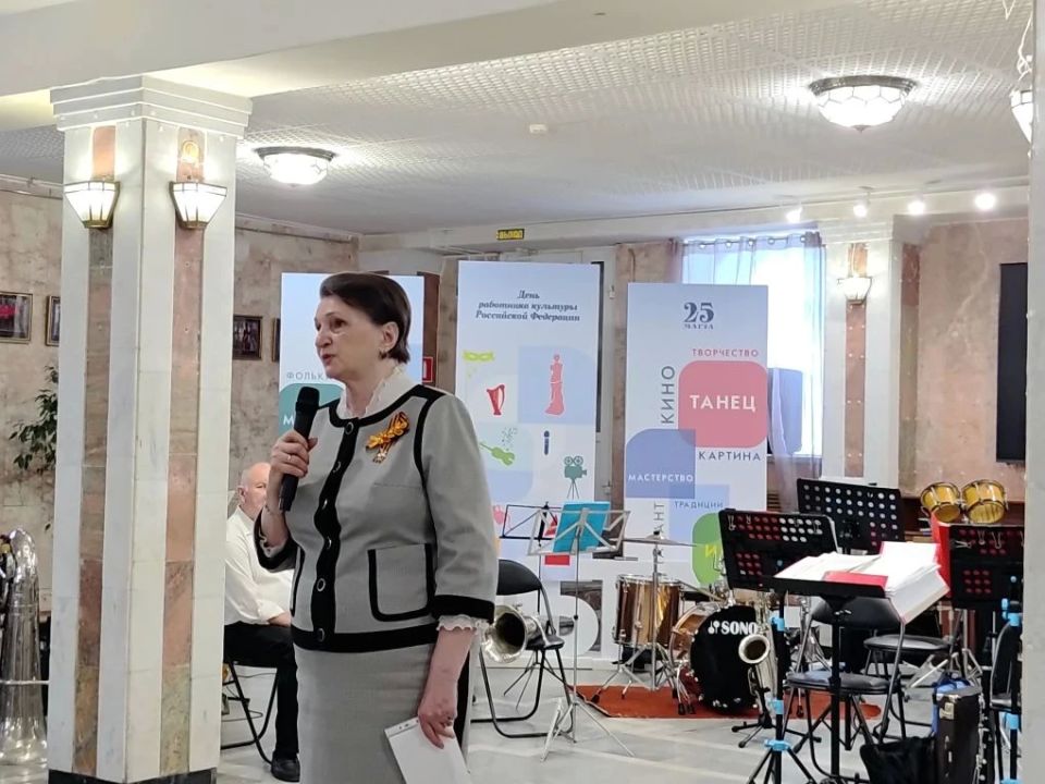 Музыка, танцы и только положительные эмоции Музыка, танцы и только положительные эмоции