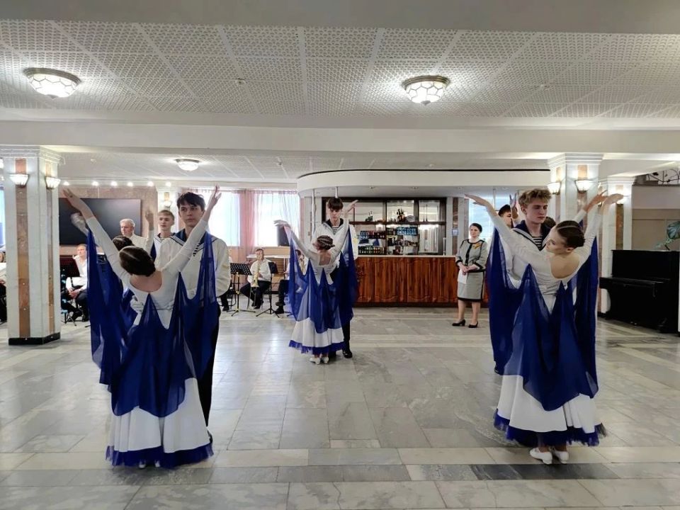 Музыка, танцы и только положительные эмоции Музыка, танцы и только положительные эмоции