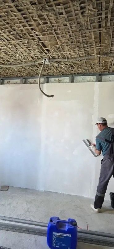 Обновление Колбасовского ДК в самом разгаре! Обновление Колбасовского ДК в самом разгаре!