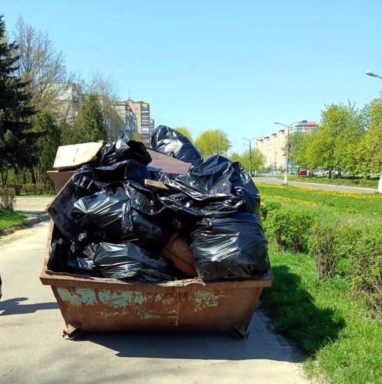 6 мая студенты Железногорского политехнического колледжа совместно с Городской коммунальной службой провели субботник в овраге за сквером Советскоболгарской дружбы — на перекрёстке улиц Димитрова и Курской 6 мая студенты Железногорского политехнического колледжа совместно с Городской коммунальной службой провели субботник в овраге за сквером Советскоболгарской дружбы — на перекрёстке улиц Димитрова и Курской