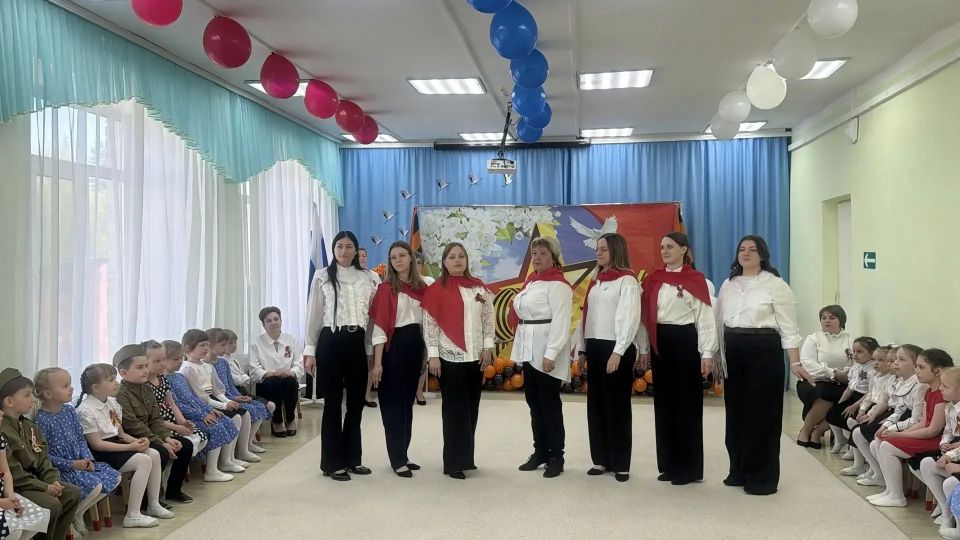 В МБДОУ №1 прошло мероприятие посвящённое 9 Мая В МБДОУ №1 прошло мероприятие посвящённое 9 Мая