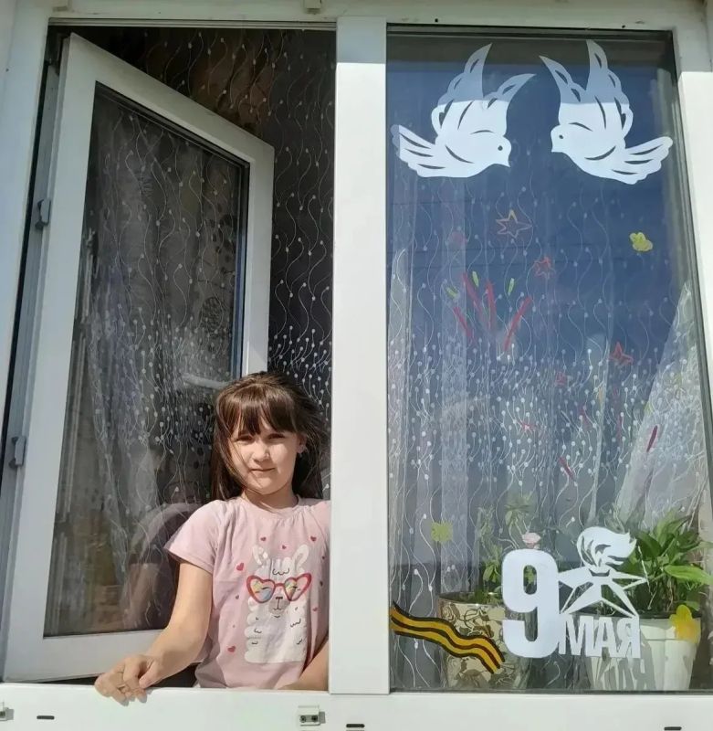 Льговский район присоединился к патриотической Всероссийской акции «Окна Победы»