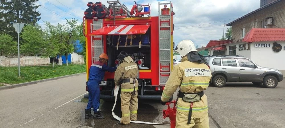 12 мая дежурным караулом ПЧ Фатежского района Противопожарной службы комитета региональной безопасности Курской области проведено оперативно-тактическое изучение района выезда 12 мая дежурным караулом ПЧ Фатежского района Противопожарной службы комитета региональной безопасности Курской области проведено оперативно-тактическое изучение района выезда