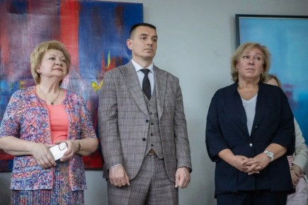 В Курске открылась выставка «Свои пути» памяти художника Олега Радина